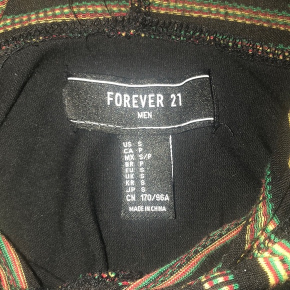 T-Shirt - Picture 5 of 5